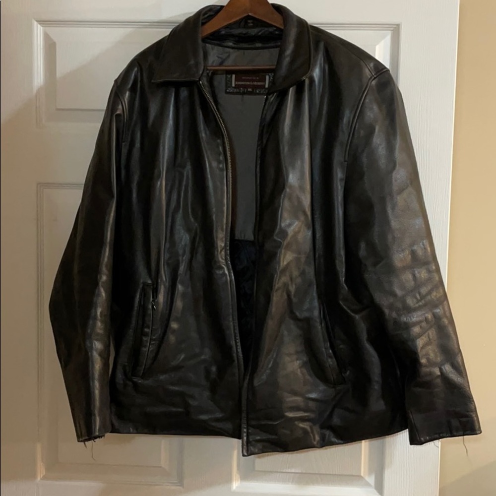 100% leather Johnston and Murphy jacket